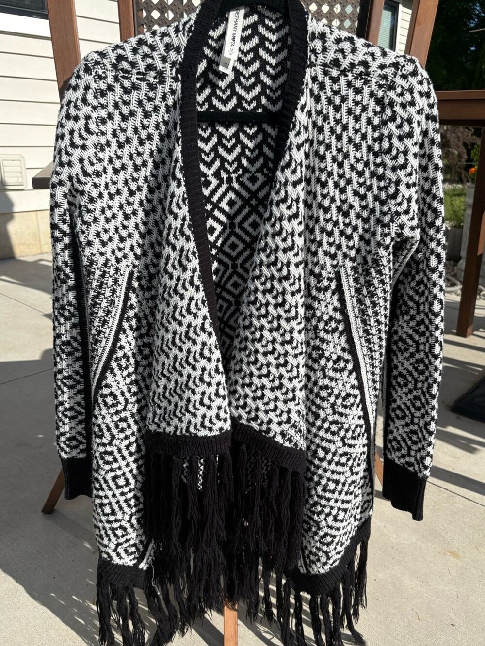 Bethany Mota by Aeropostale Black & White Fringe Open-Front Knit Cardigan- sizeM